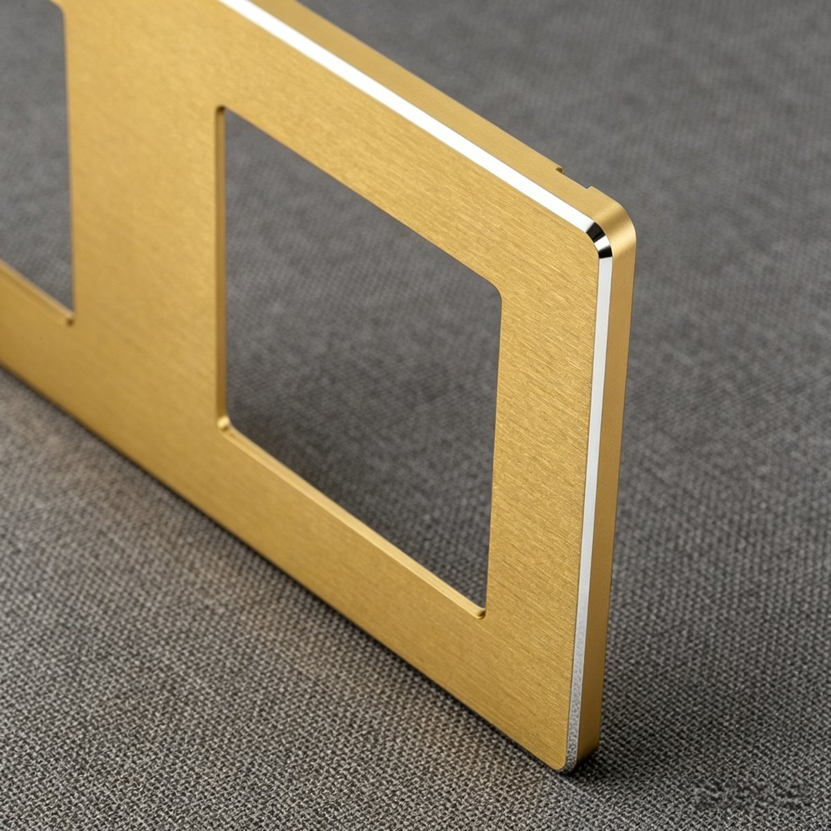 Switch Frame 2